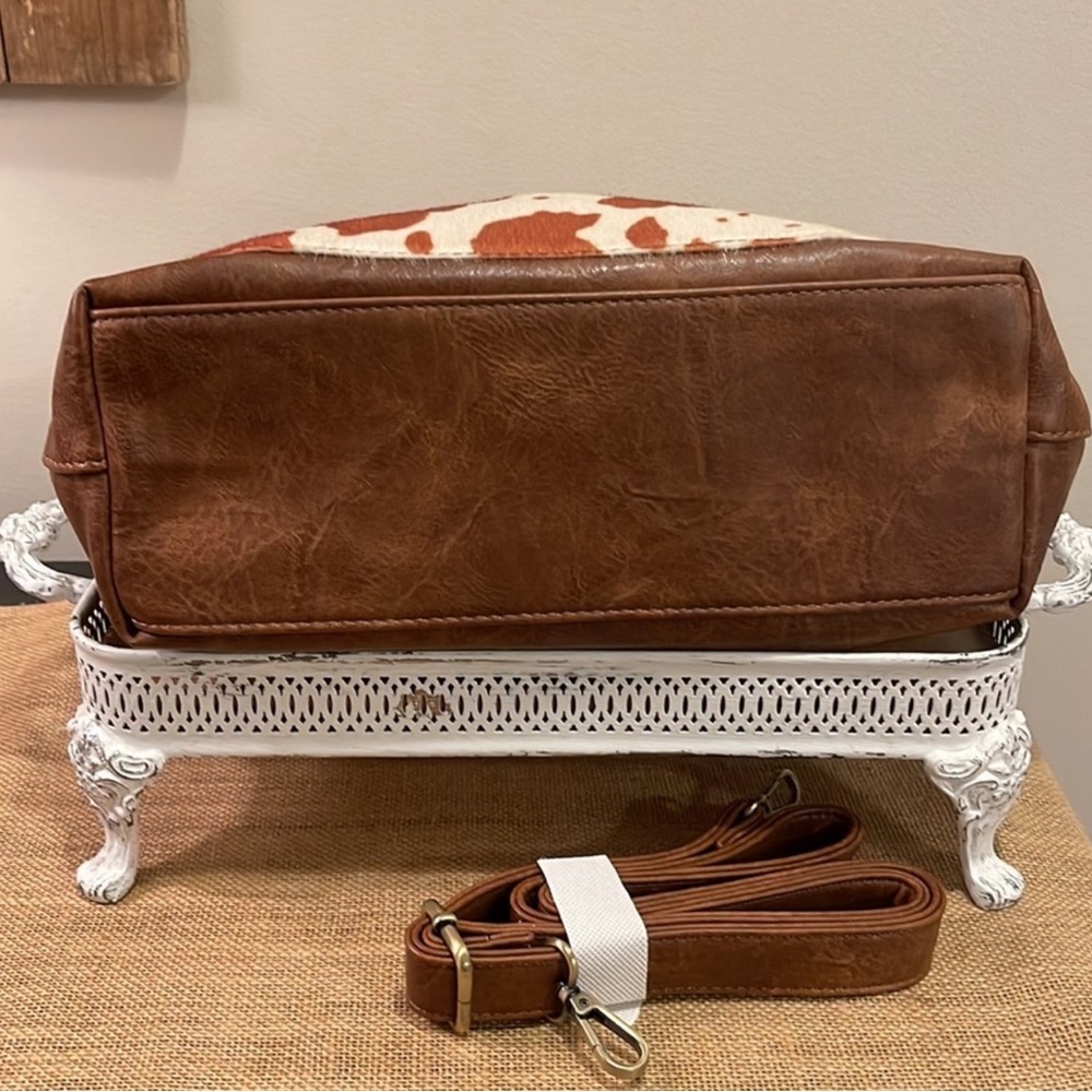 Beautiful new with tags purse and crossbody strap. - Picture 6 of 6